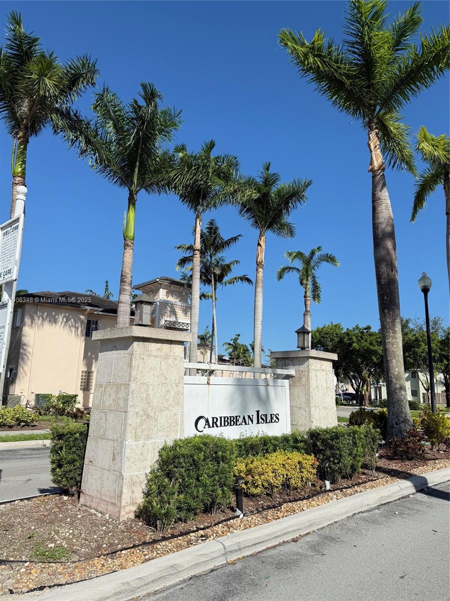 2665 NE 4th St #201 Homestead, FL 33033