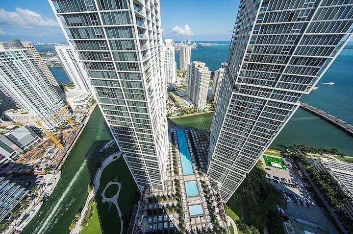 image Icon Brickell Tower 313
