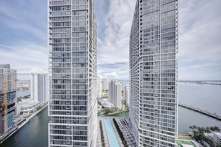 image Icon Brickell Tower 315