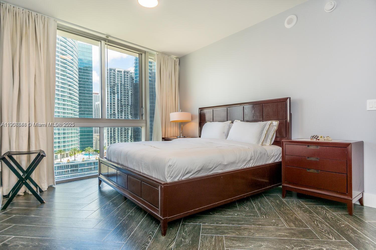 image Icon Brickell Tower 316