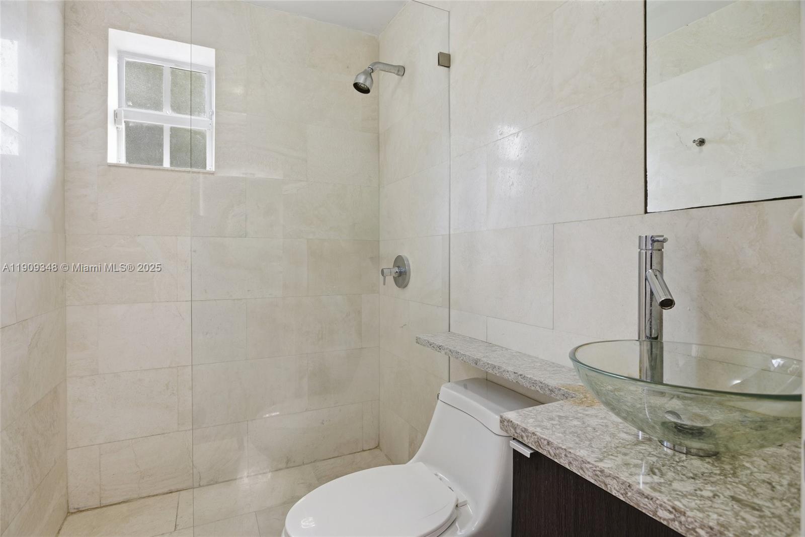 349 NW 46th St Miami, FL 33127