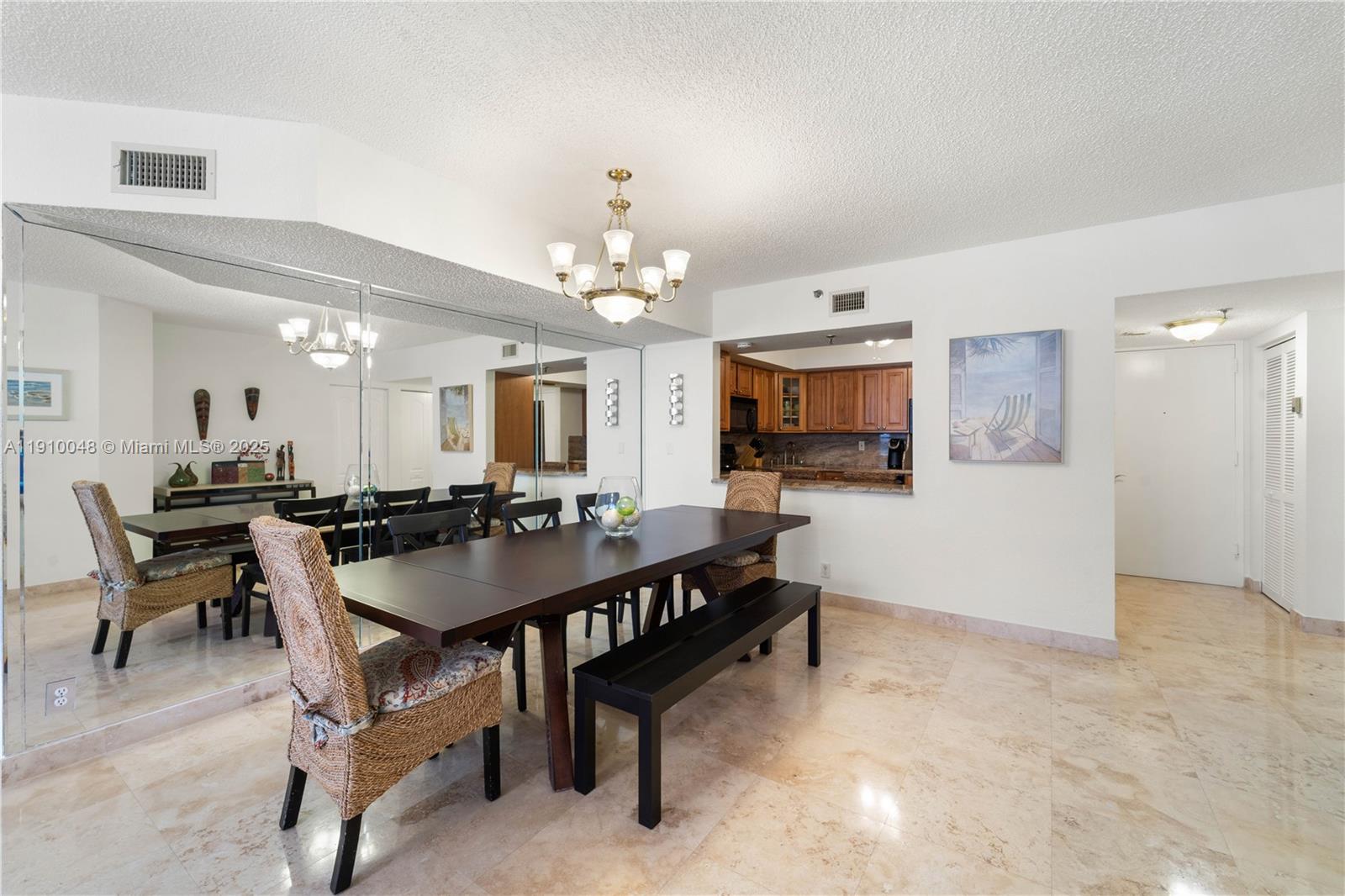 image The Waves Condo7