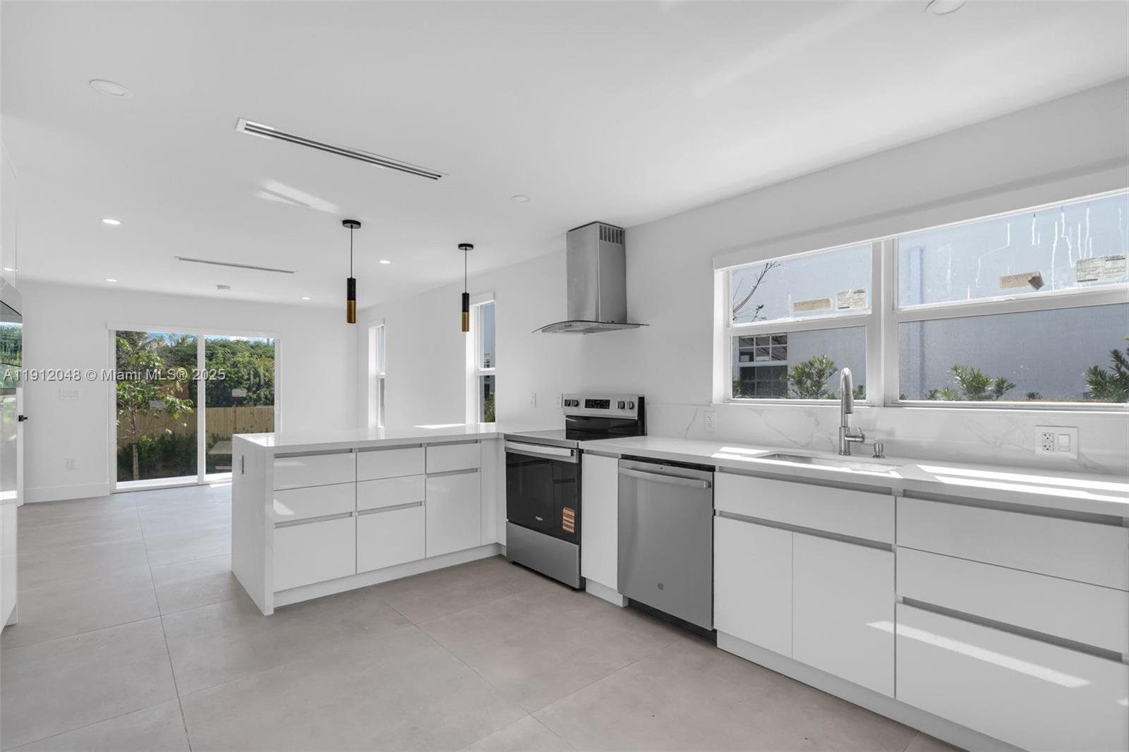 4010 Greenwood Ave West Palm Beach, FL 33407