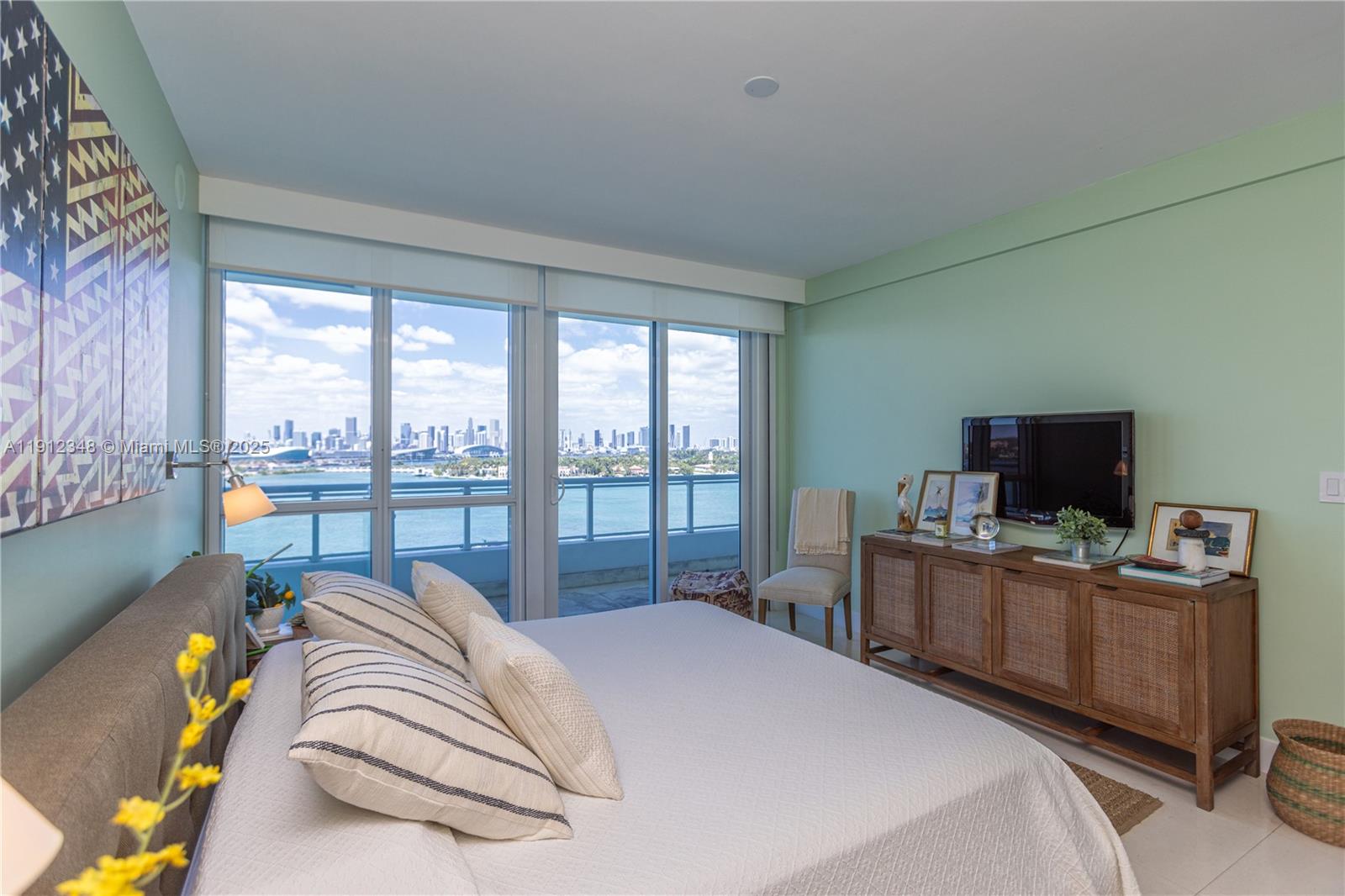 520 West Ave #1102 Miami Beach, FL 33139