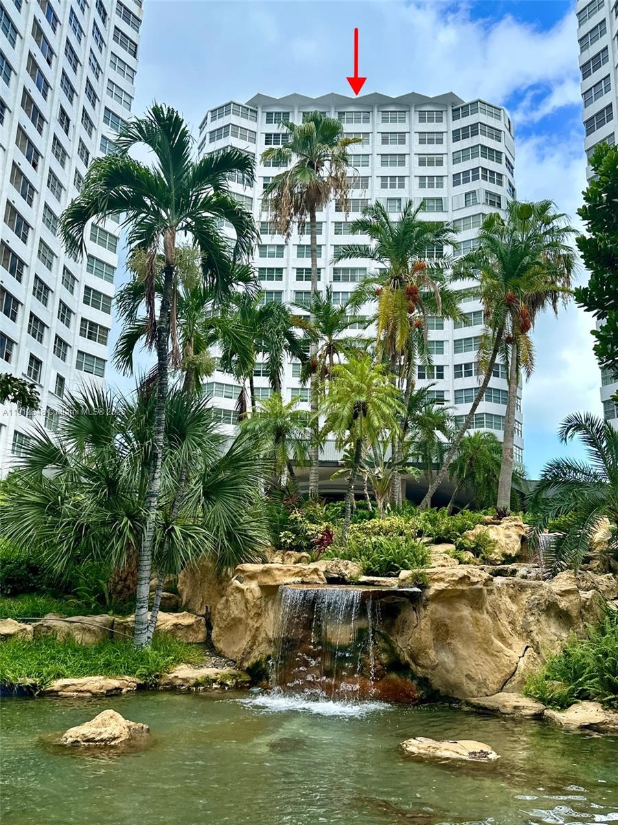 905 Brickell Bay Dr #931 Miami, FL 33131