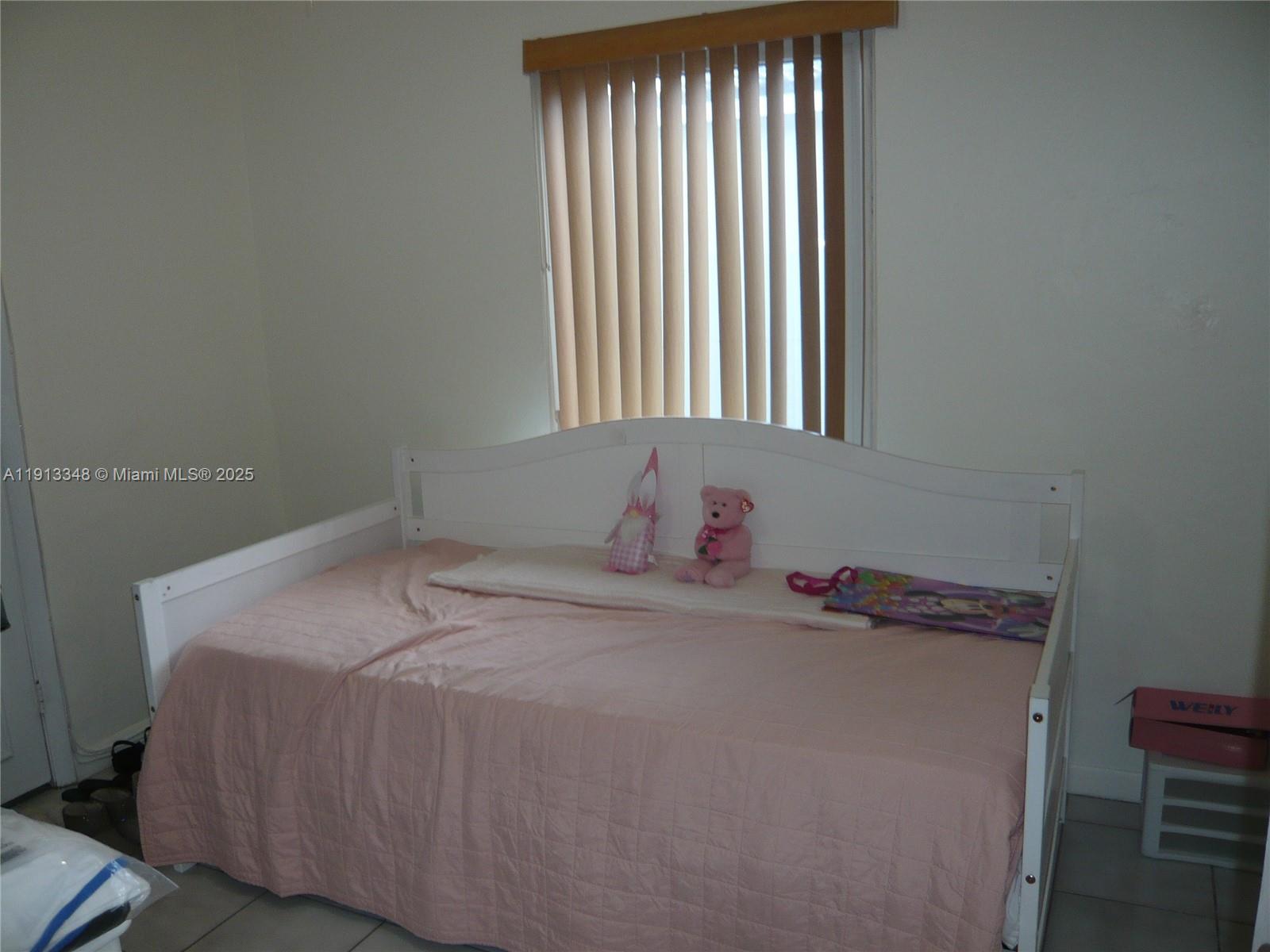 55 SW 62nd Ct Miami, FL 33144