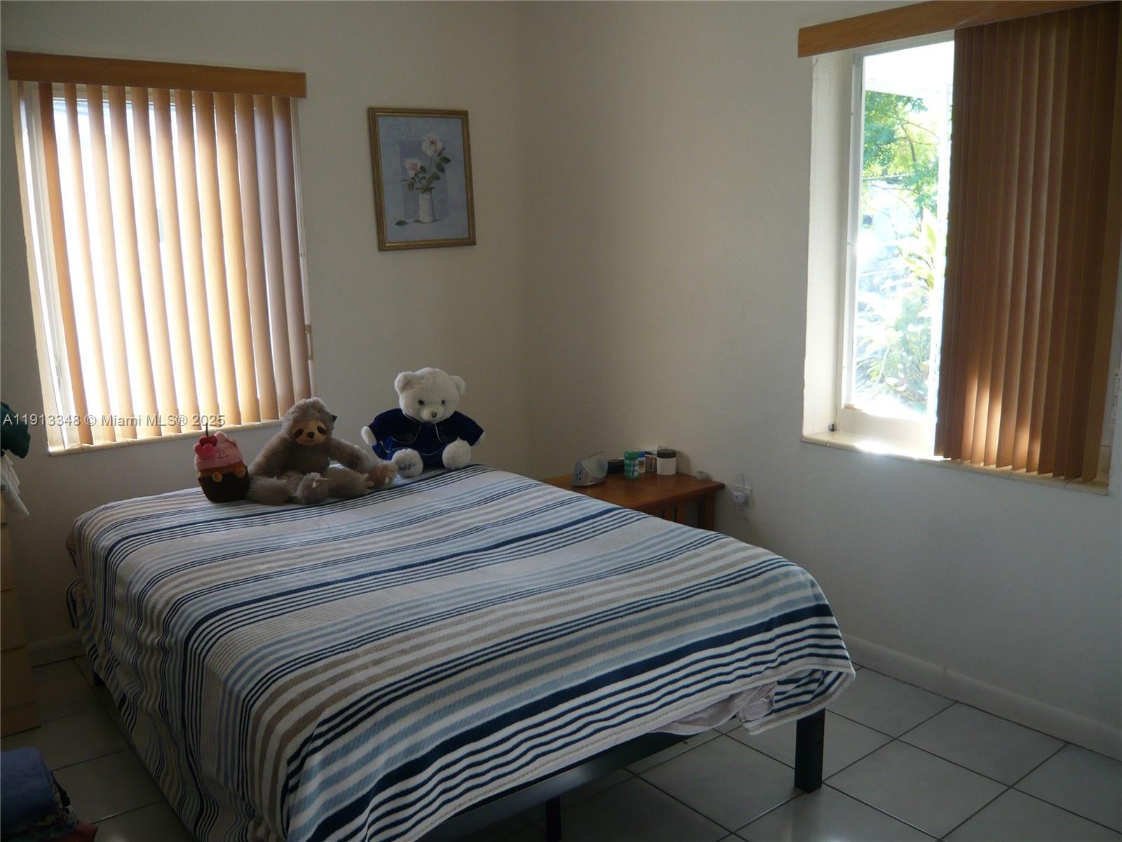 55 SW 62nd Ct Miami, FL 33144