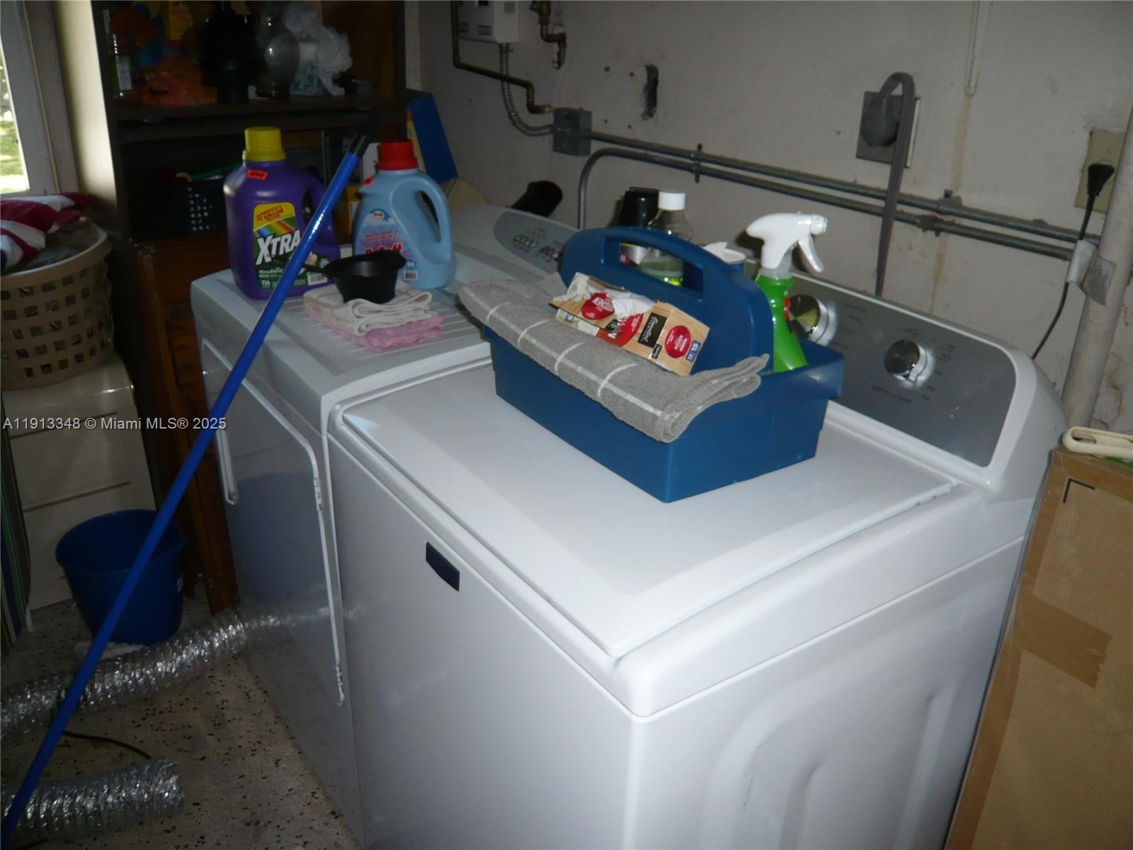 55 SW 62nd Ct Miami, FL 33144