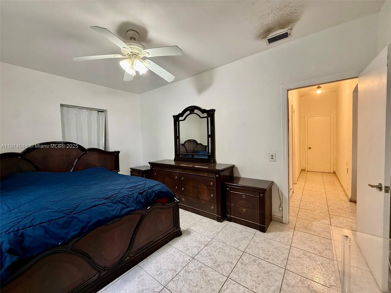 3000 NW 5th St Miami, FL 33125