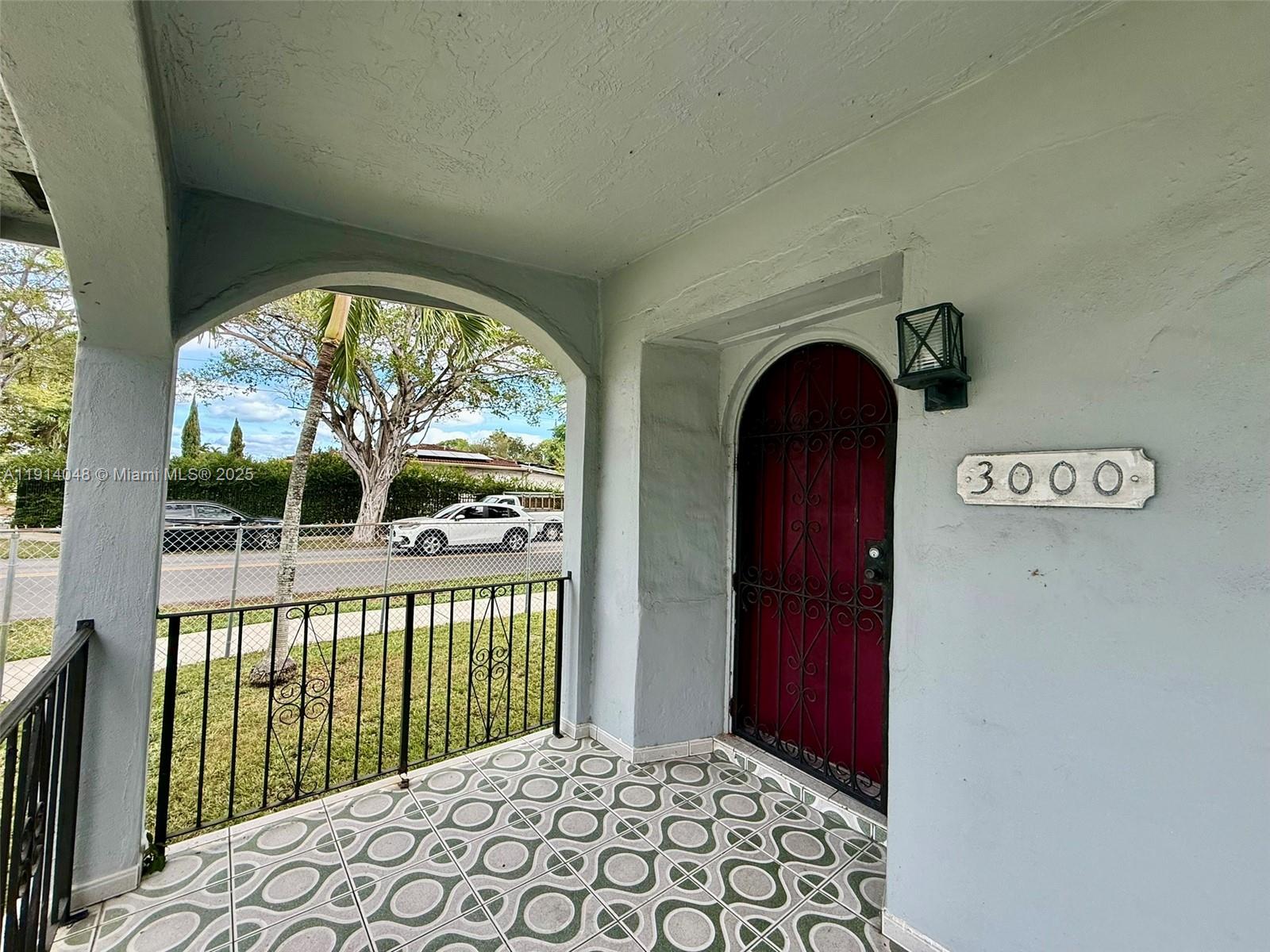 3000 NW 5th St Miami, FL 33125