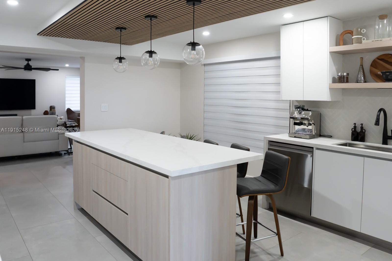 400 Valencia Ave #3 Coral Gables, FL 33134