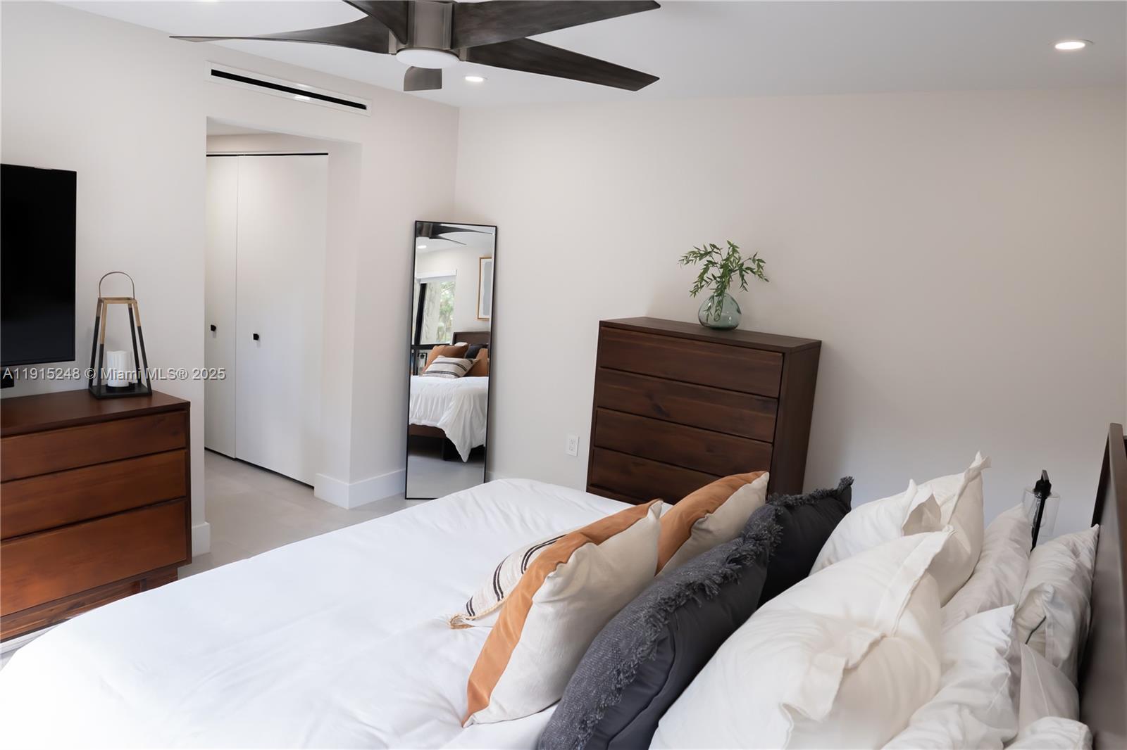 400 Valencia Ave #3 Coral Gables, FL 33134