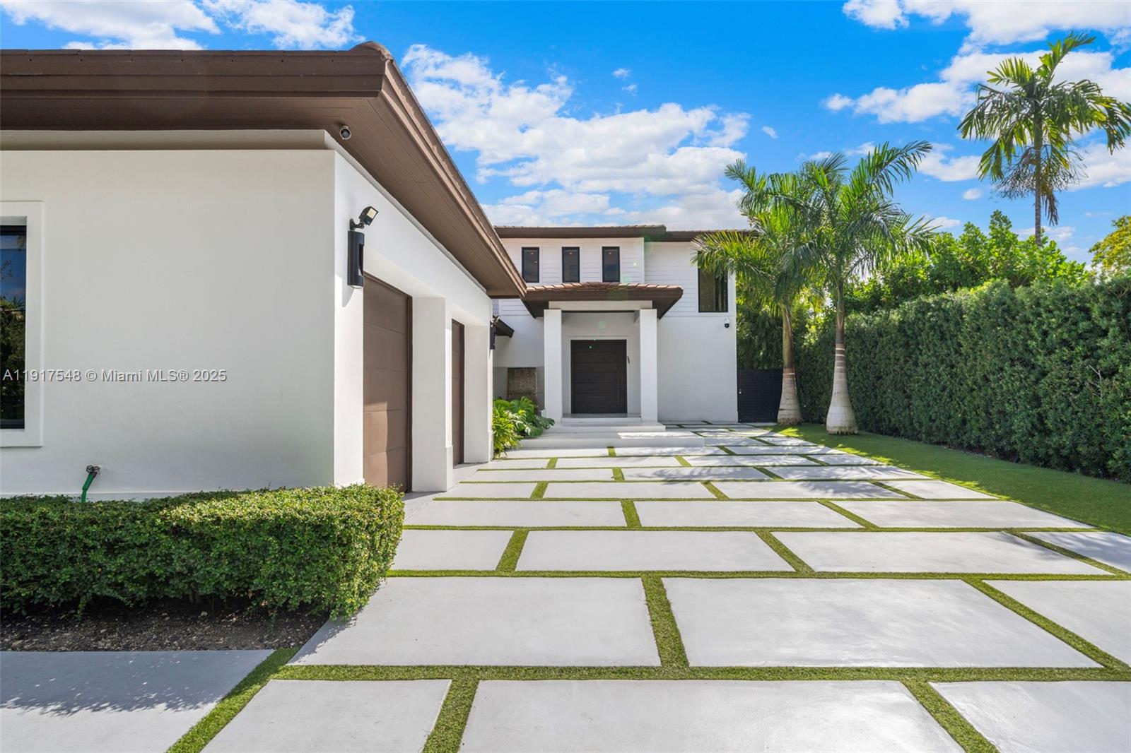 710 S Shore Dr Miami Beach, FL 33141