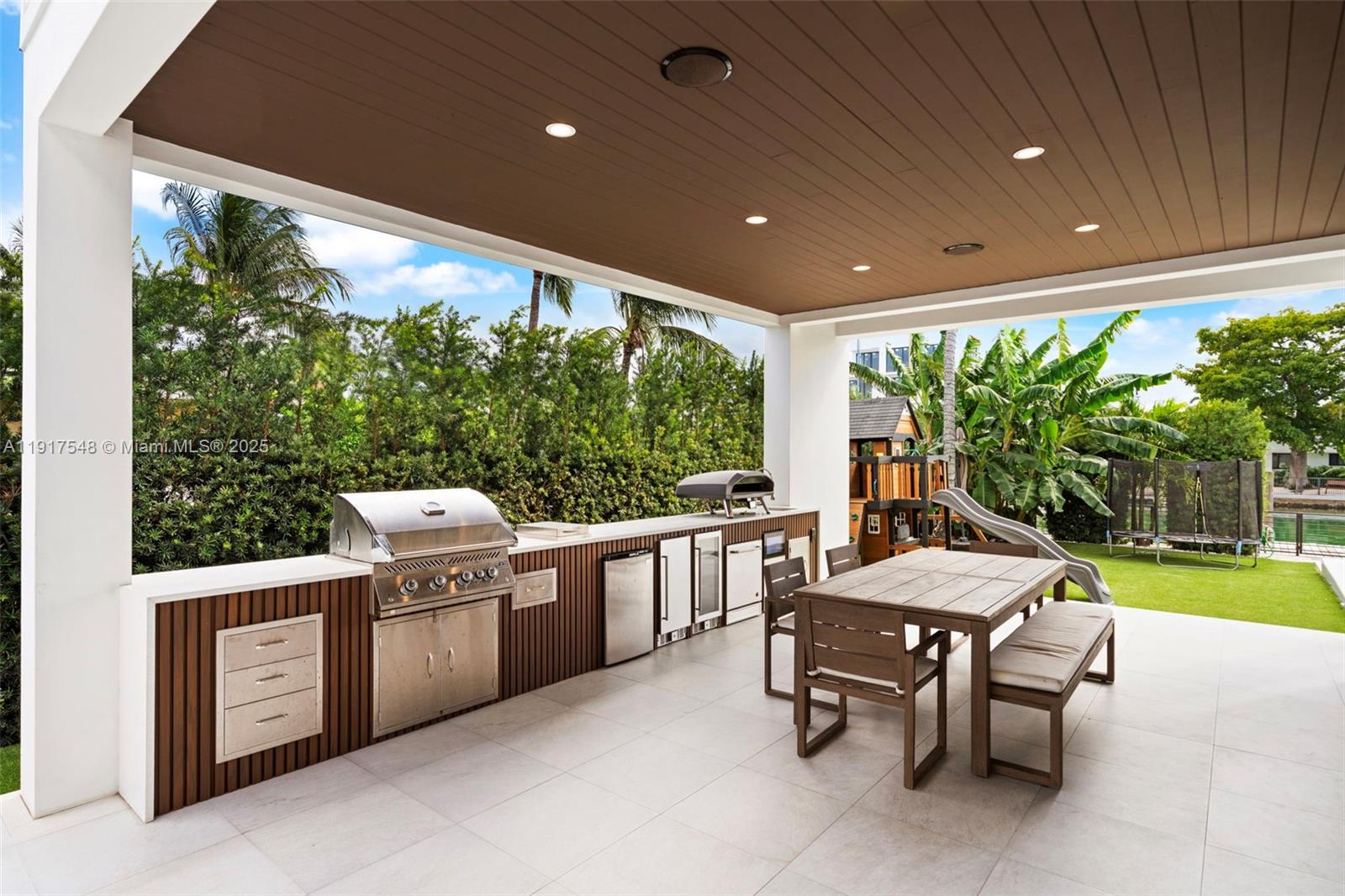 710 S Shore Dr Miami Beach, FL 33141