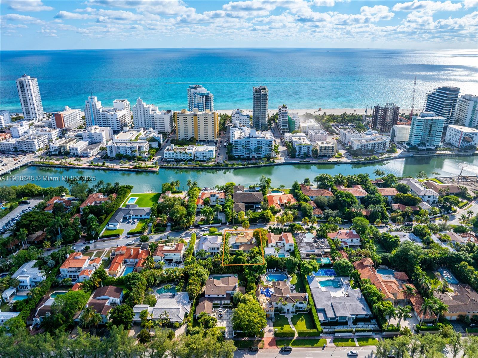 3586 Flamingo Dr Miami Beach, FL 33140