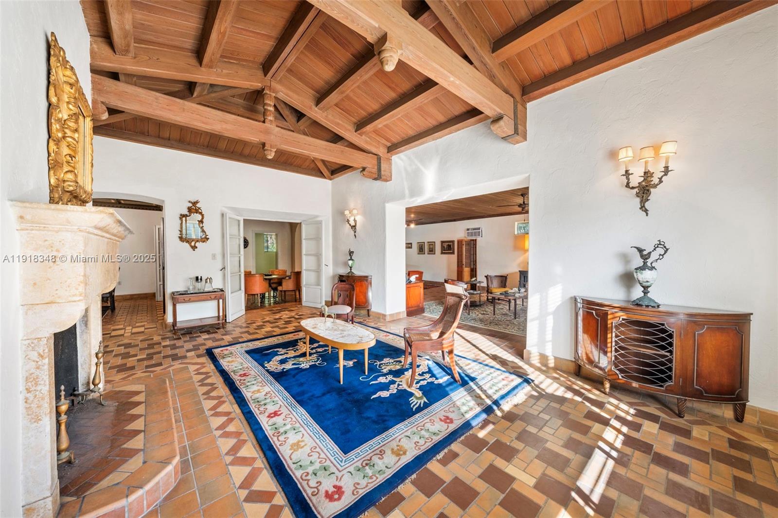 3586 Flamingo Dr Miami Beach, FL 33140