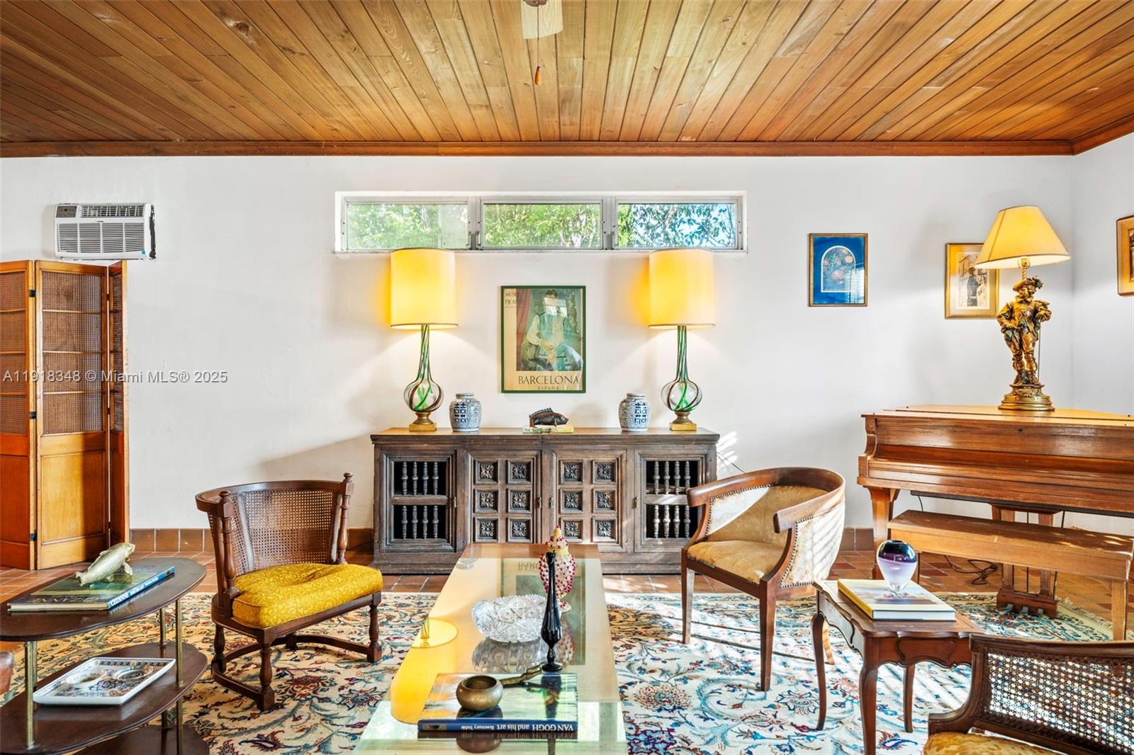 3586 Flamingo Dr Miami Beach, FL 33140