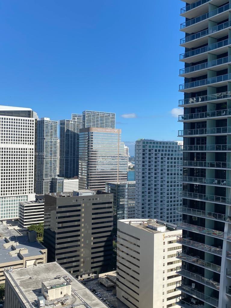 1000 Brickell Plz #3207 Miami, FL 33131