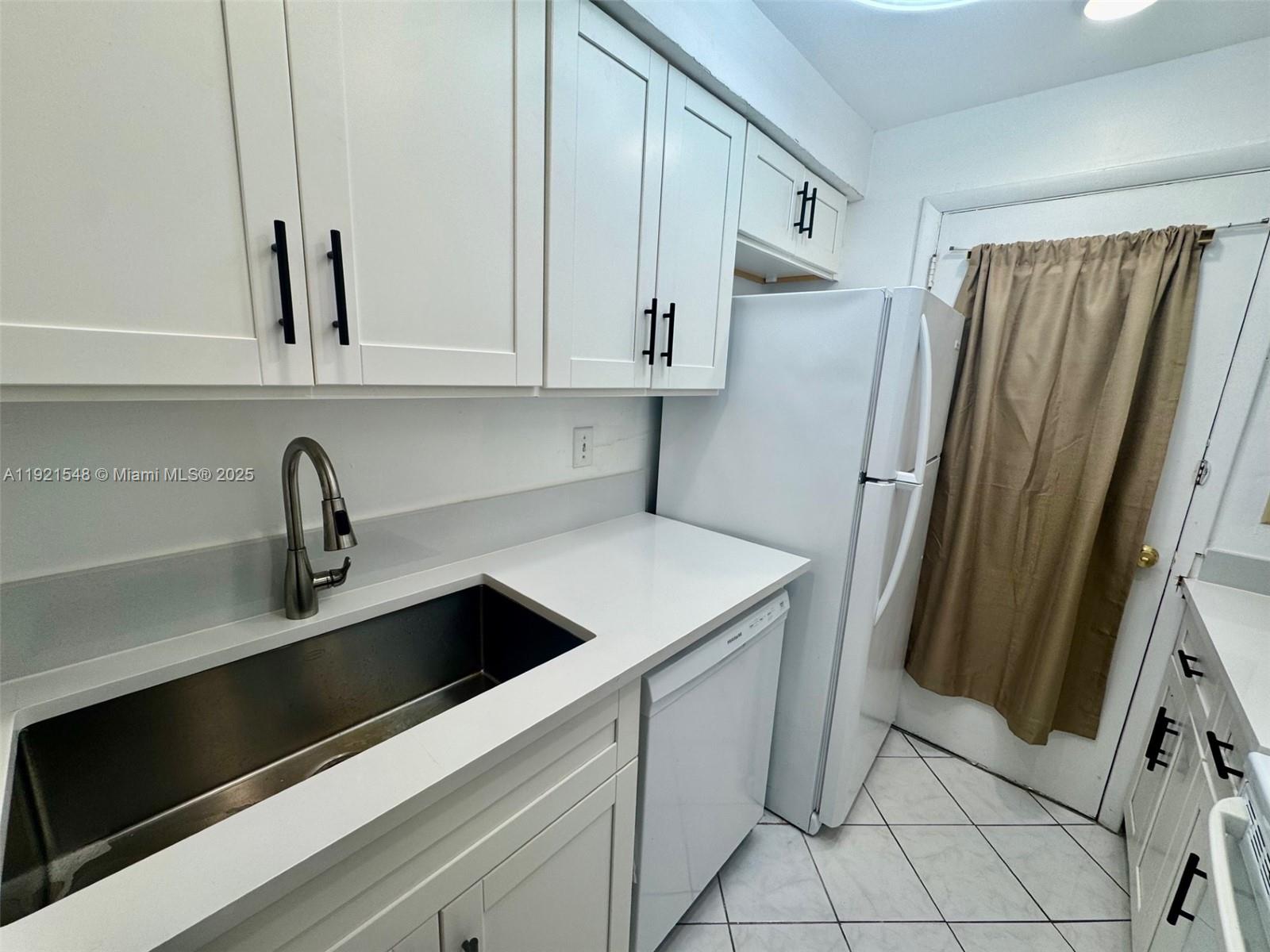 1431 S 14th Ave #118