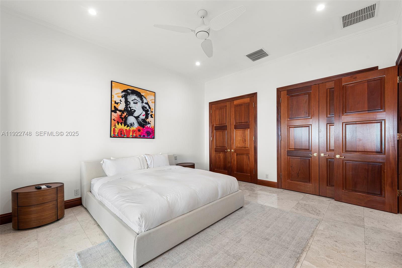 432 S Hibiscus Dr Miami Beach, FL 33139