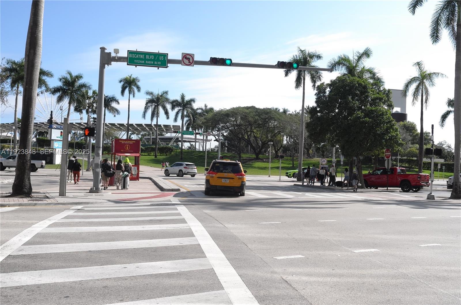 253 NE 2nd St #908 Miami, FL 33132