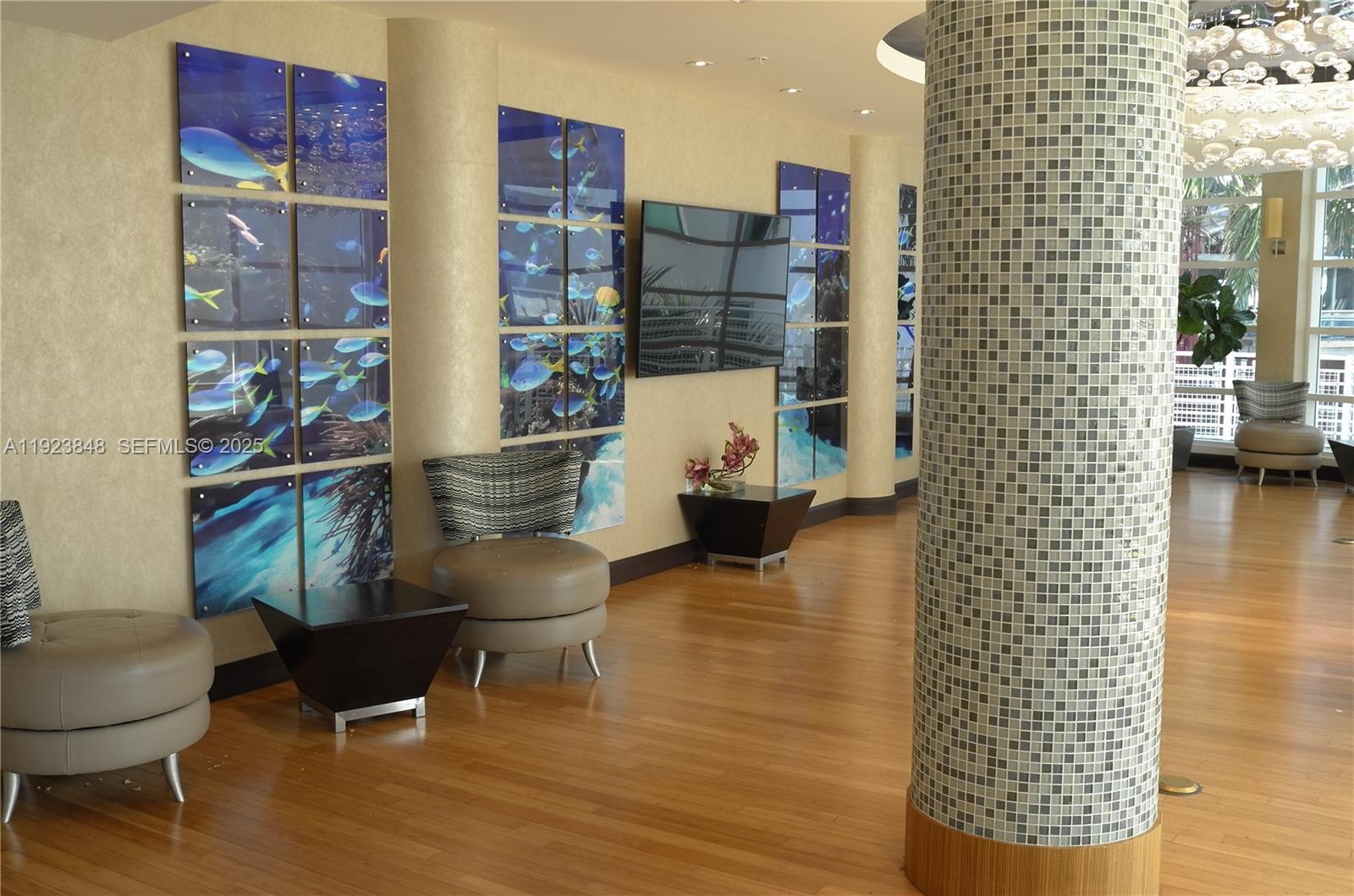 253 NE 2nd St #908 Miami, FL 33132