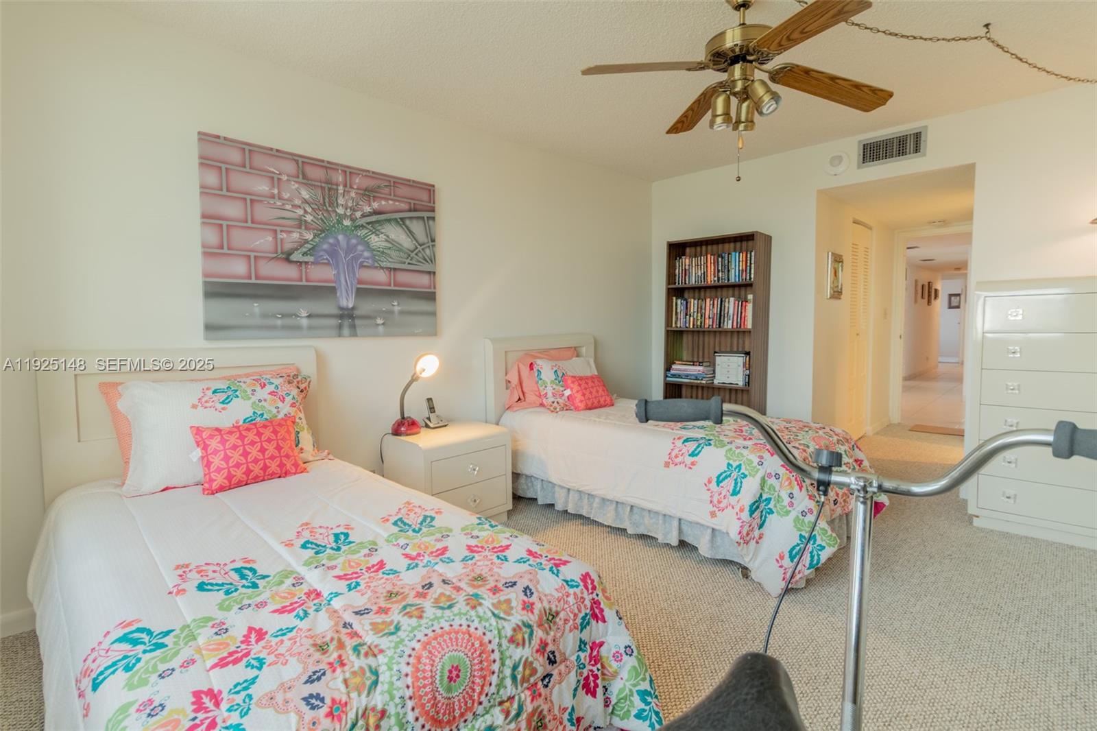 image Winston Towers 50035