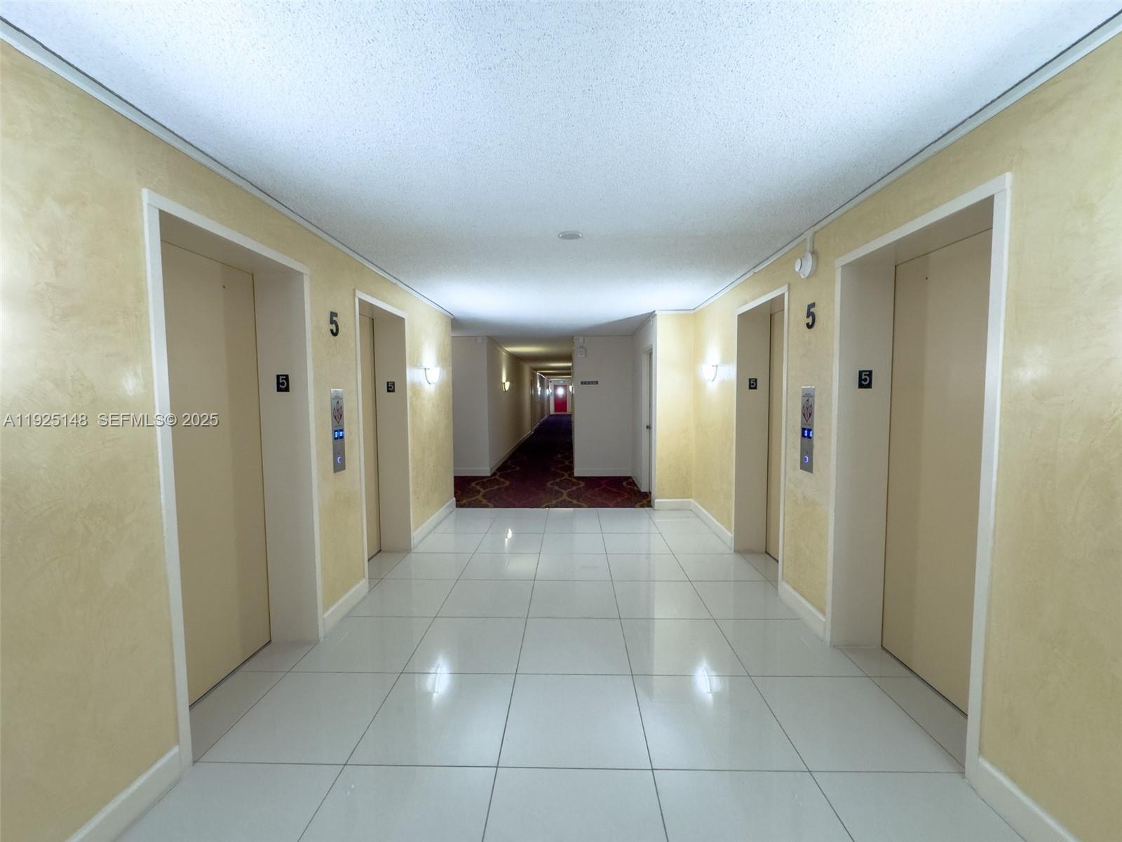 image Winston Towers 50042