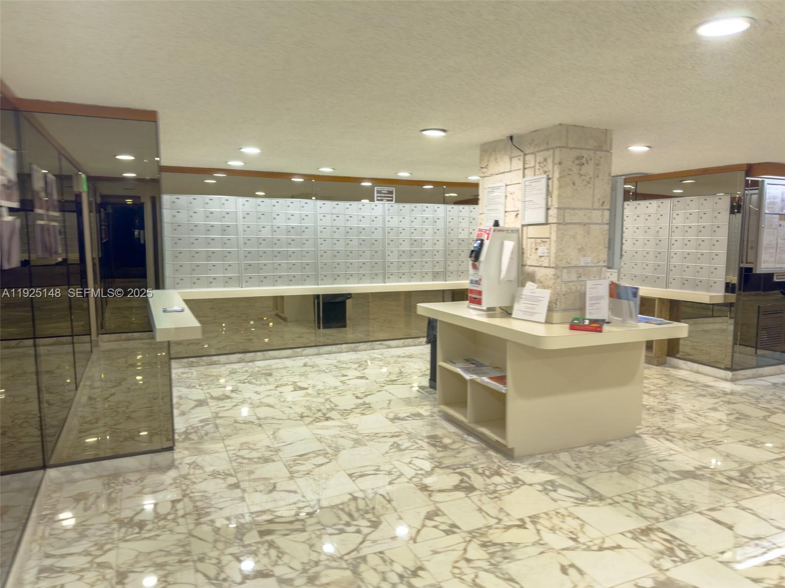 image Winston Towers 50047