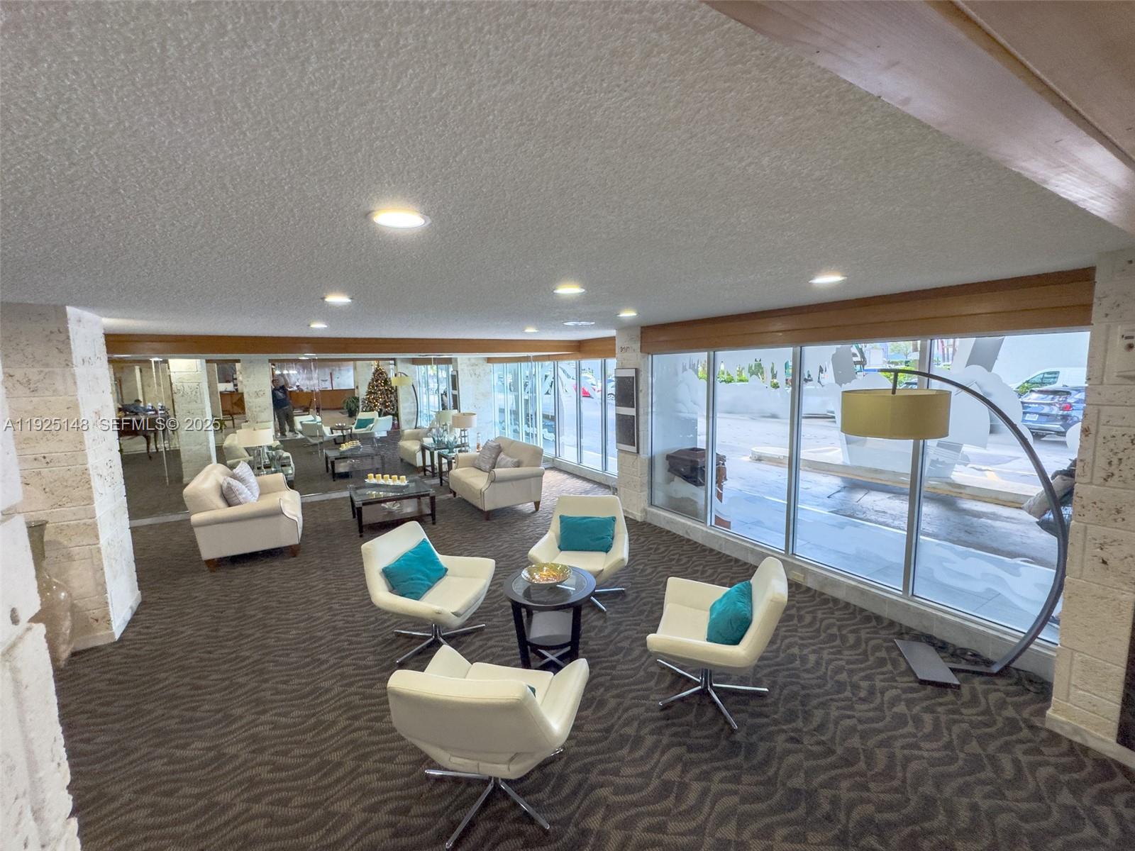 image Winston Towers 50049