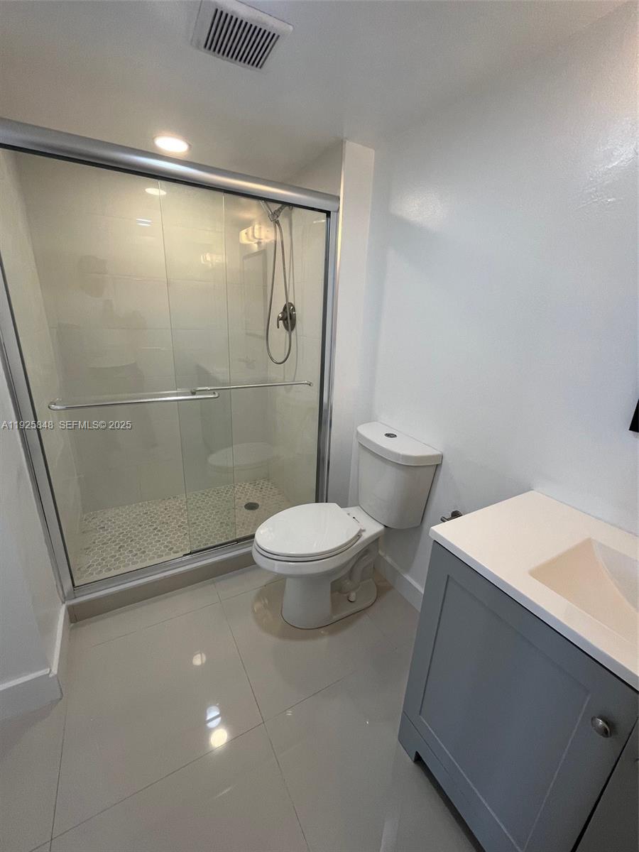 20505 E Country Clb Dr #2132 Aventura, FL 33180