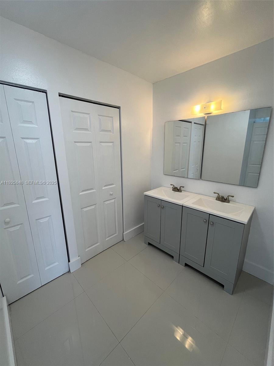 20505 E Country Clb Dr #2132 Aventura, FL 33180