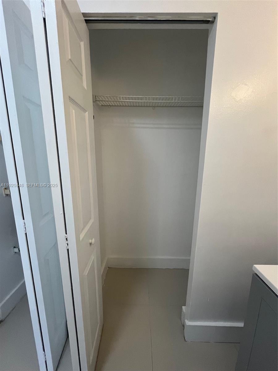 20505 E Country Clb Dr #2132 Aventura, FL 33180