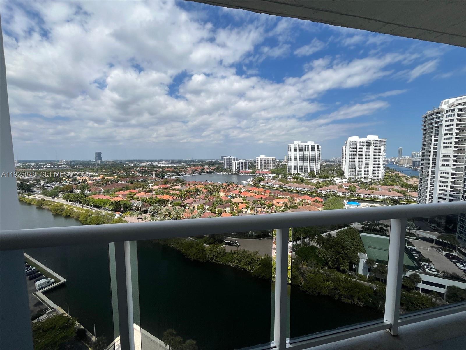 20505 E Country Clb Dr #2132 Aventura, FL 33180
