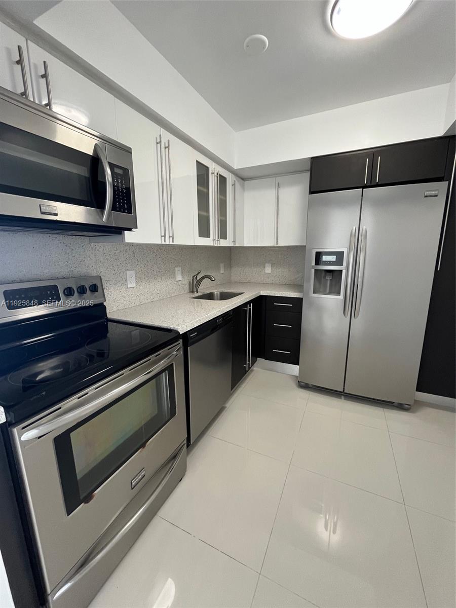 20505 E Country Clb Dr #2132 Aventura, FL 33180