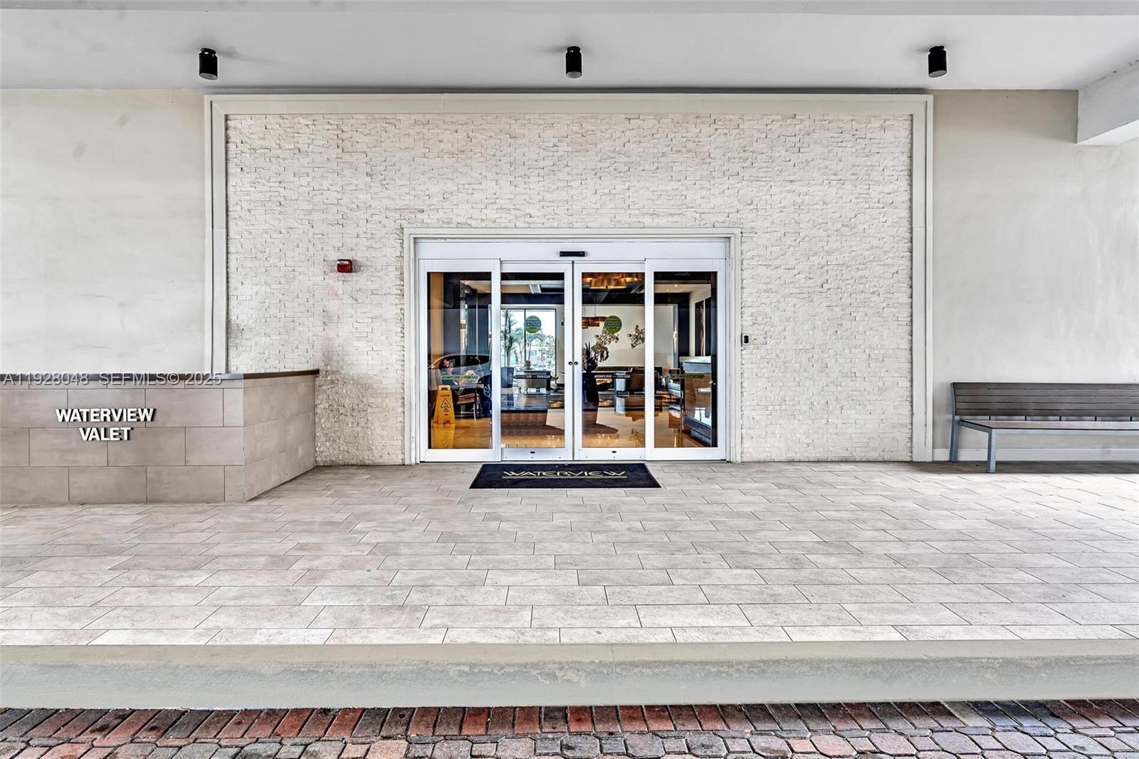 20505 E Country Clb Dr #138 Aventura, FL 33180