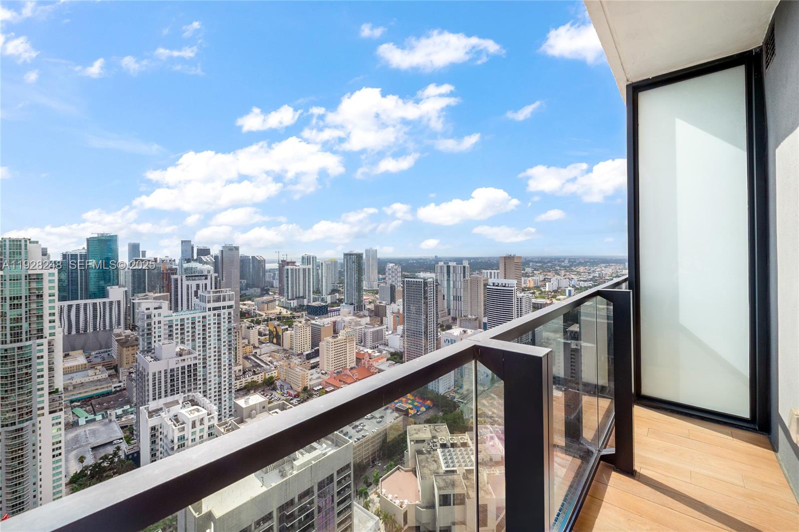 398 NE 5th St #4616 Miami, FL 33132