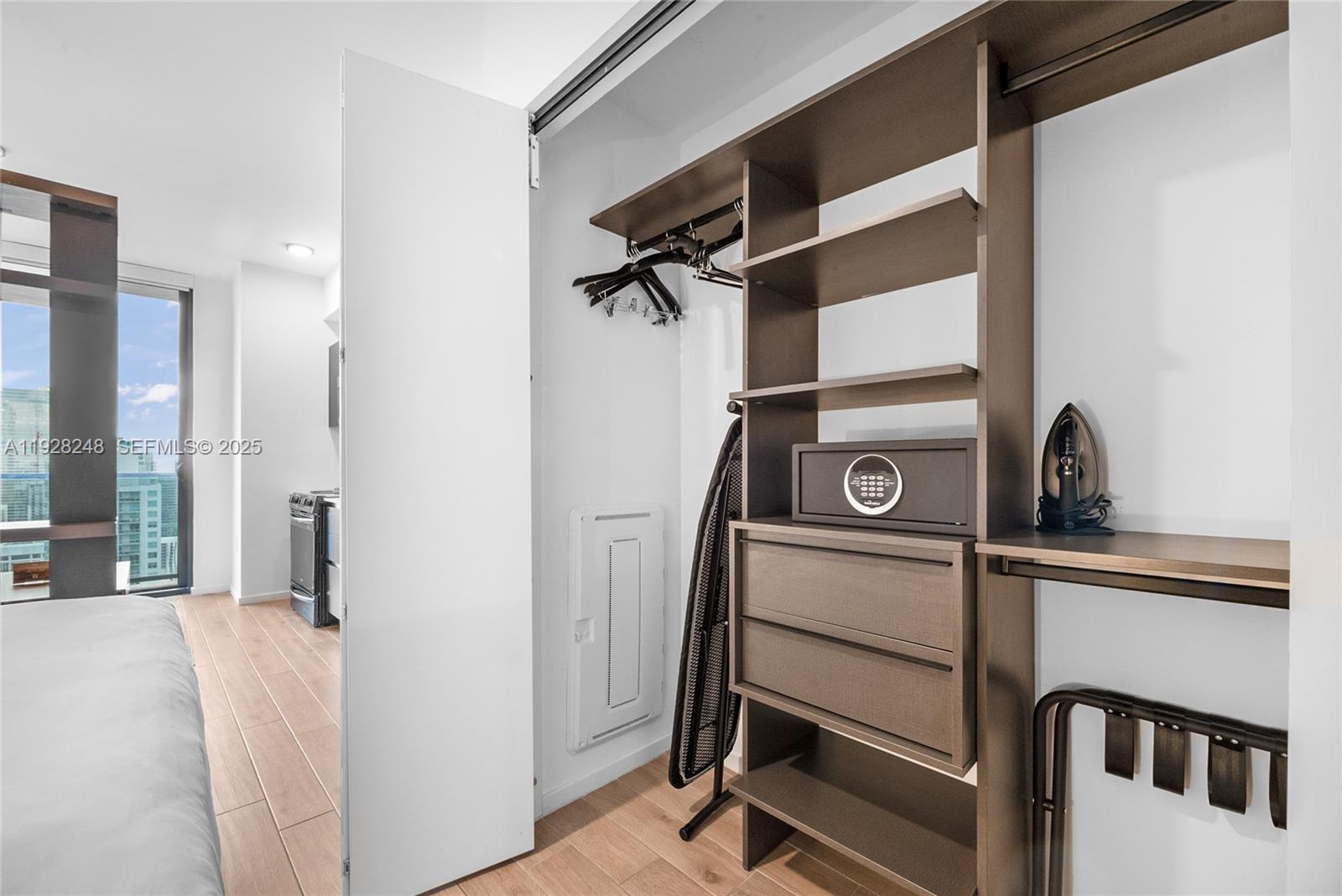 398 NE 5th St #4616 Miami, FL 33132