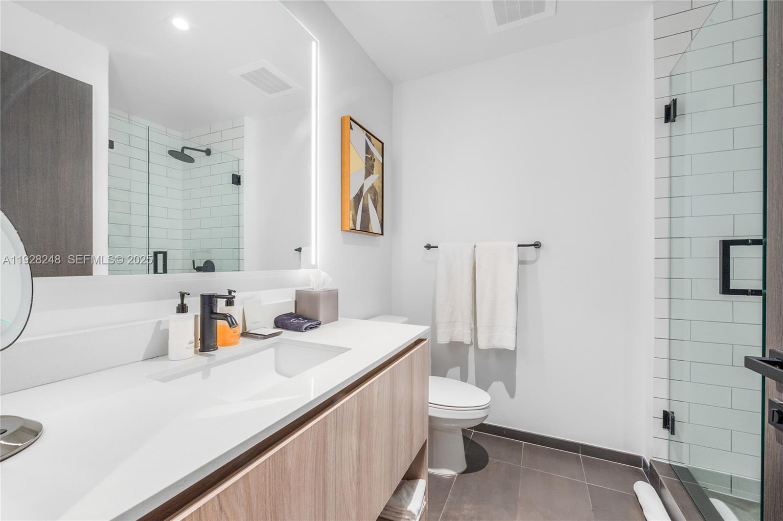 398 NE 5th St #4616 Miami, FL 33132