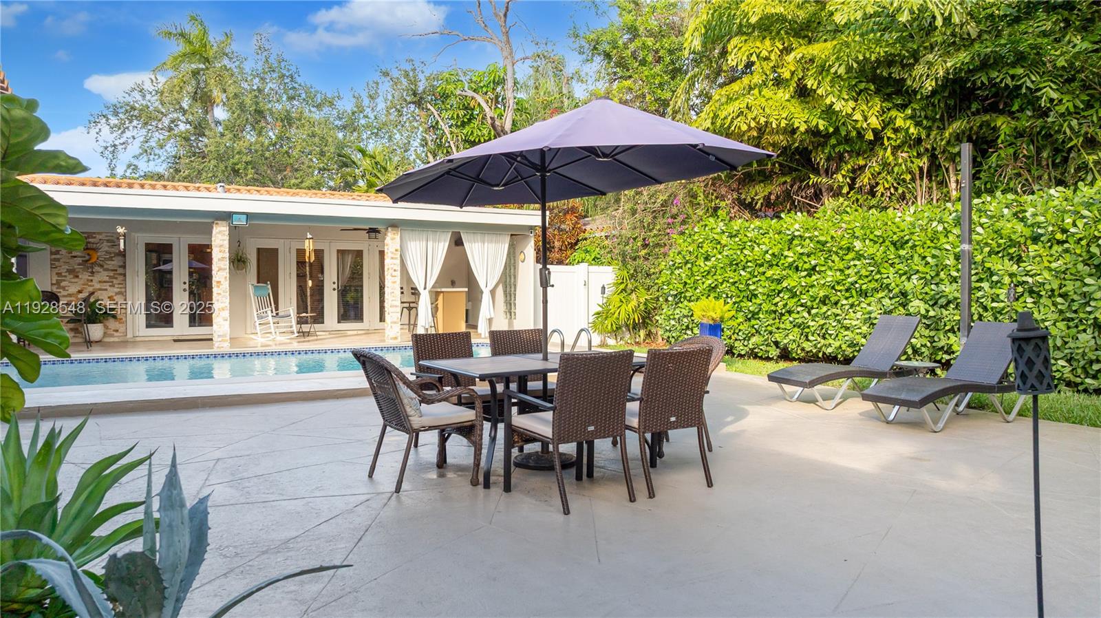 360 Menores Ave Coral Gables, FL 33134