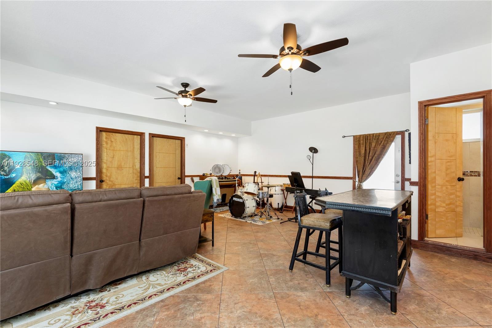 360 Menores Ave Coral Gables, FL 33134