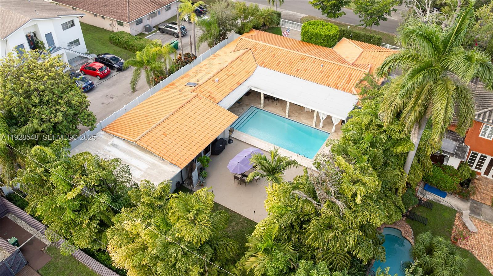 360 Menores Ave Coral Gables, FL 33134