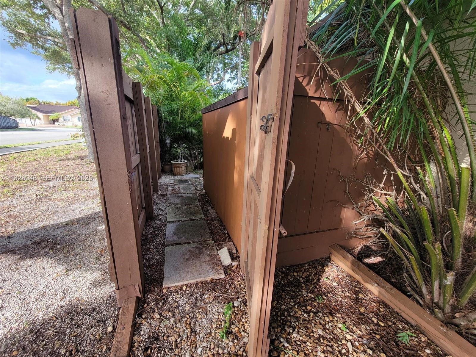 11375 SW 112th Cir Ln S Miami, FL 33176