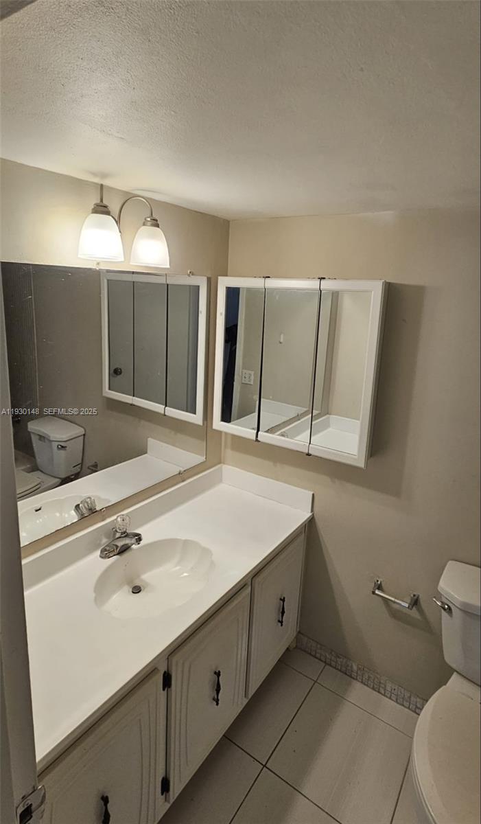 801 Three Iss Blvd #107 Hallandale Beach, FL 33009