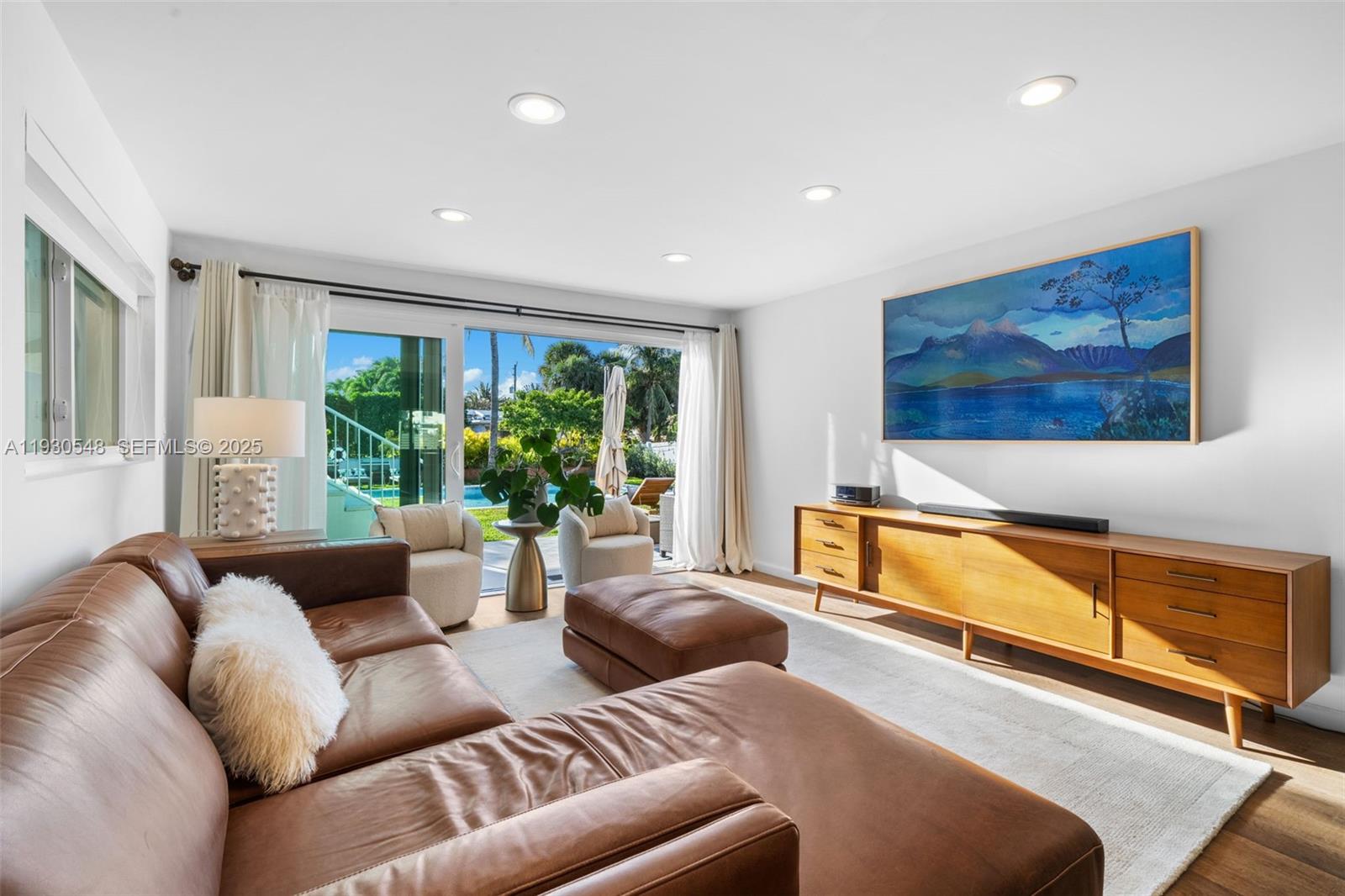 7770 Hawthorne Ave Miami Beach, FL 33141