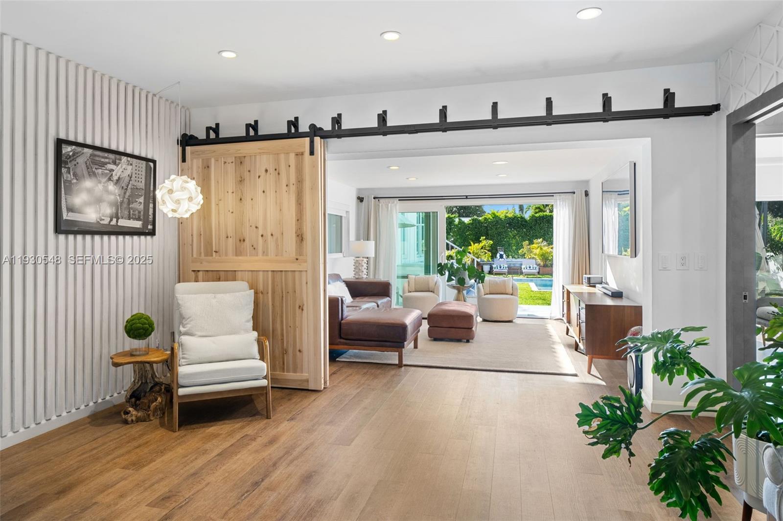 7770 Hawthorne Ave Miami Beach, FL 33141