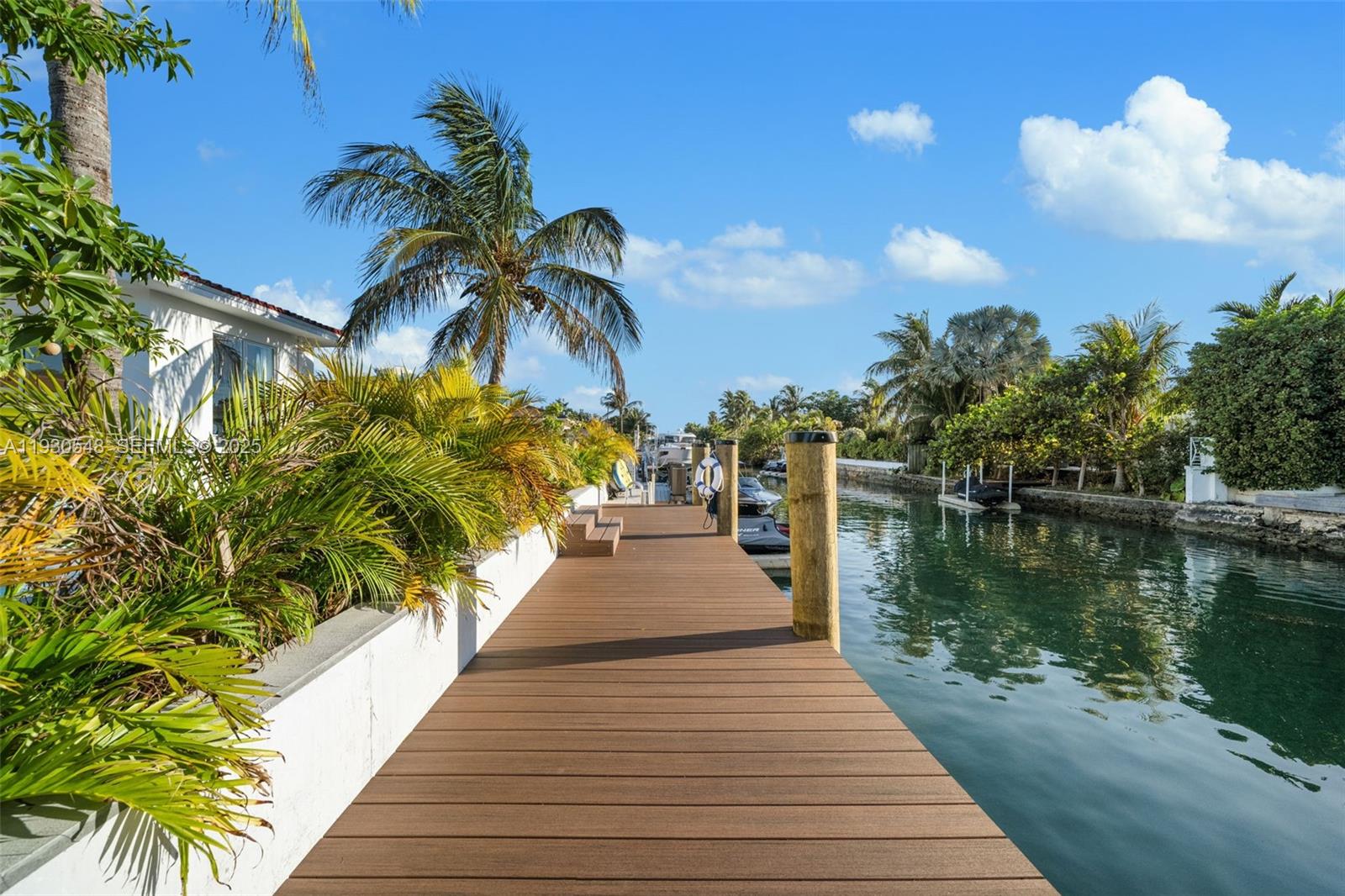 7770 Hawthorne Ave Miami Beach, FL 33141