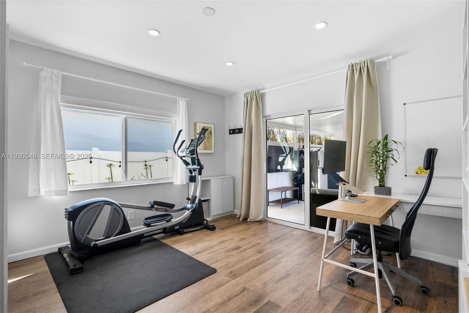 7770 Hawthorne Ave Miami Beach, FL 33141