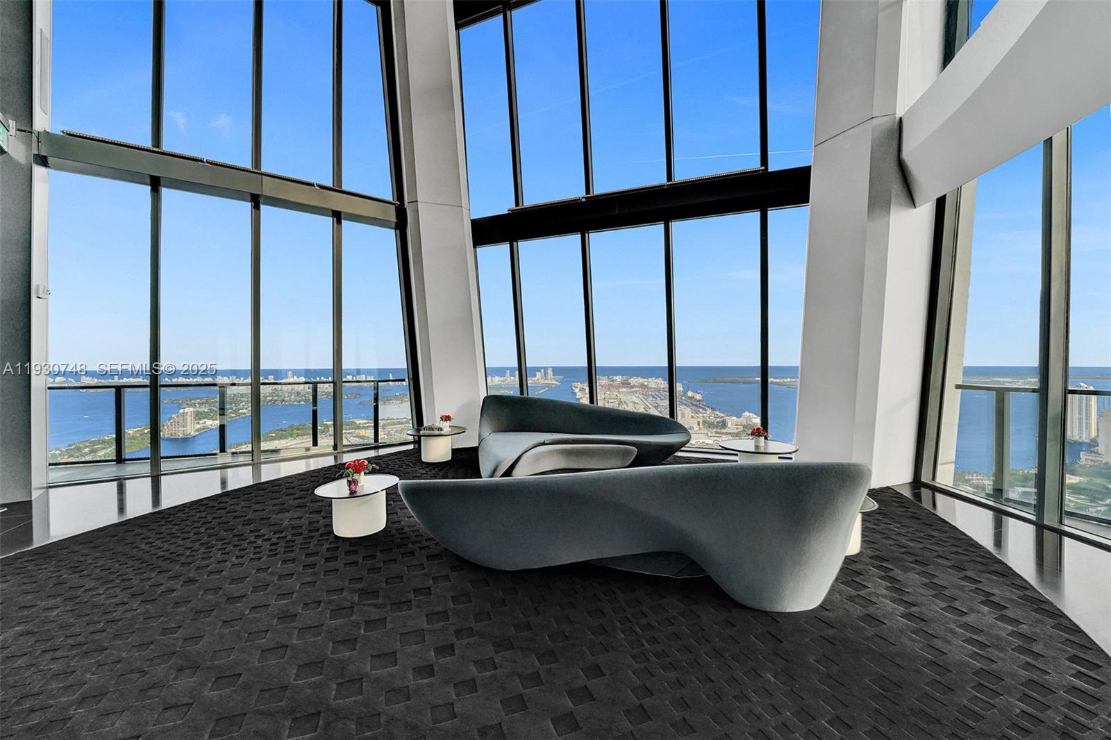 image One Thousand Museum24