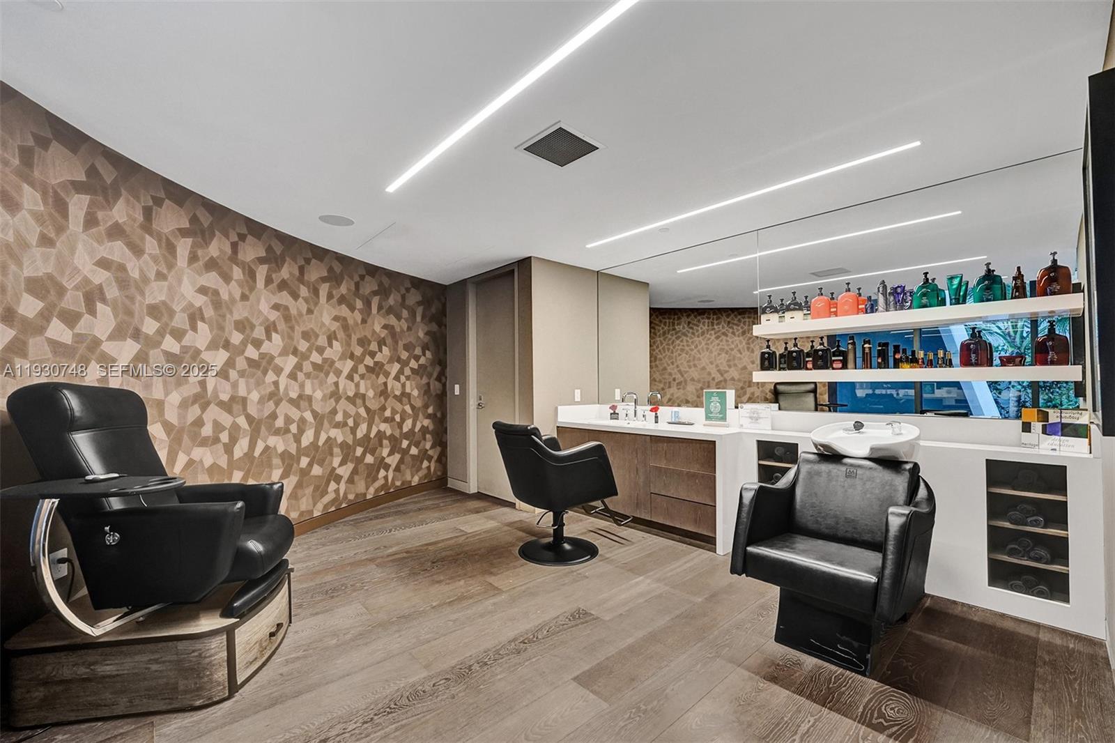 image One Thousand Museum41